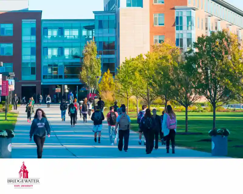 国际学生体验 - Omar 和 Nada