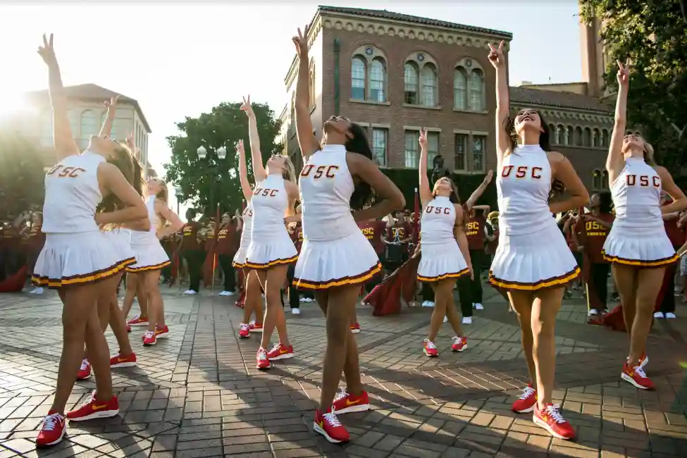 Promotional image of the University of Southern California - International Academy facilities